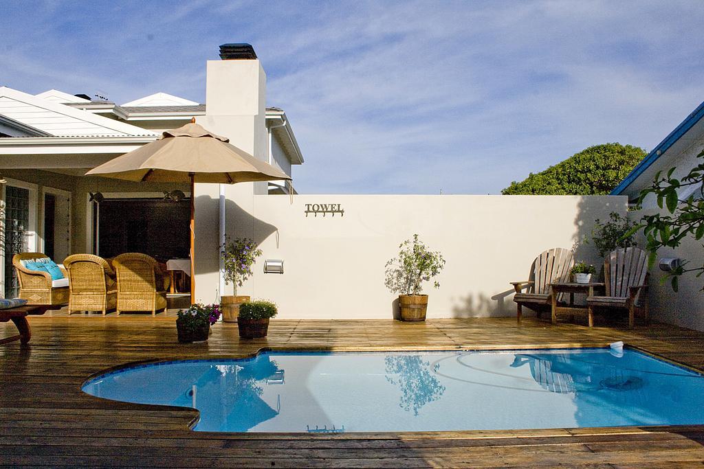 Robins Rest B&B Hermanus Bagian luar foto