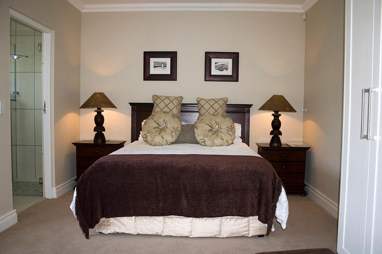 Robins Rest B&B Hermanus Bagian luar foto